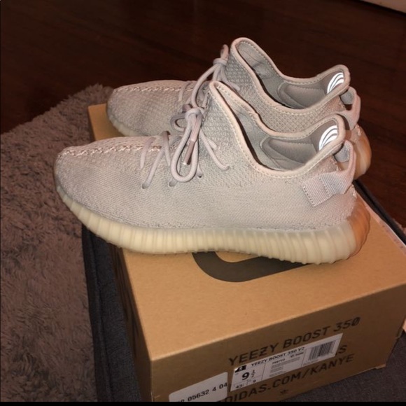 Sz 9 5 YEEZY Kanye Sesame Tan Yeezy Boost 350 V2 Mens